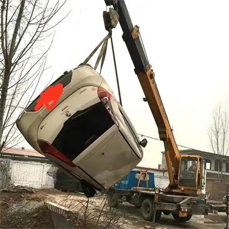 青神随时待命，吊车24小时道路救援服务全解析