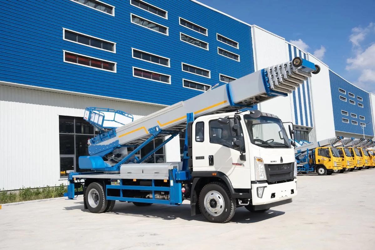 青神出租云梯车高空作业车 建筑垃圾搬运